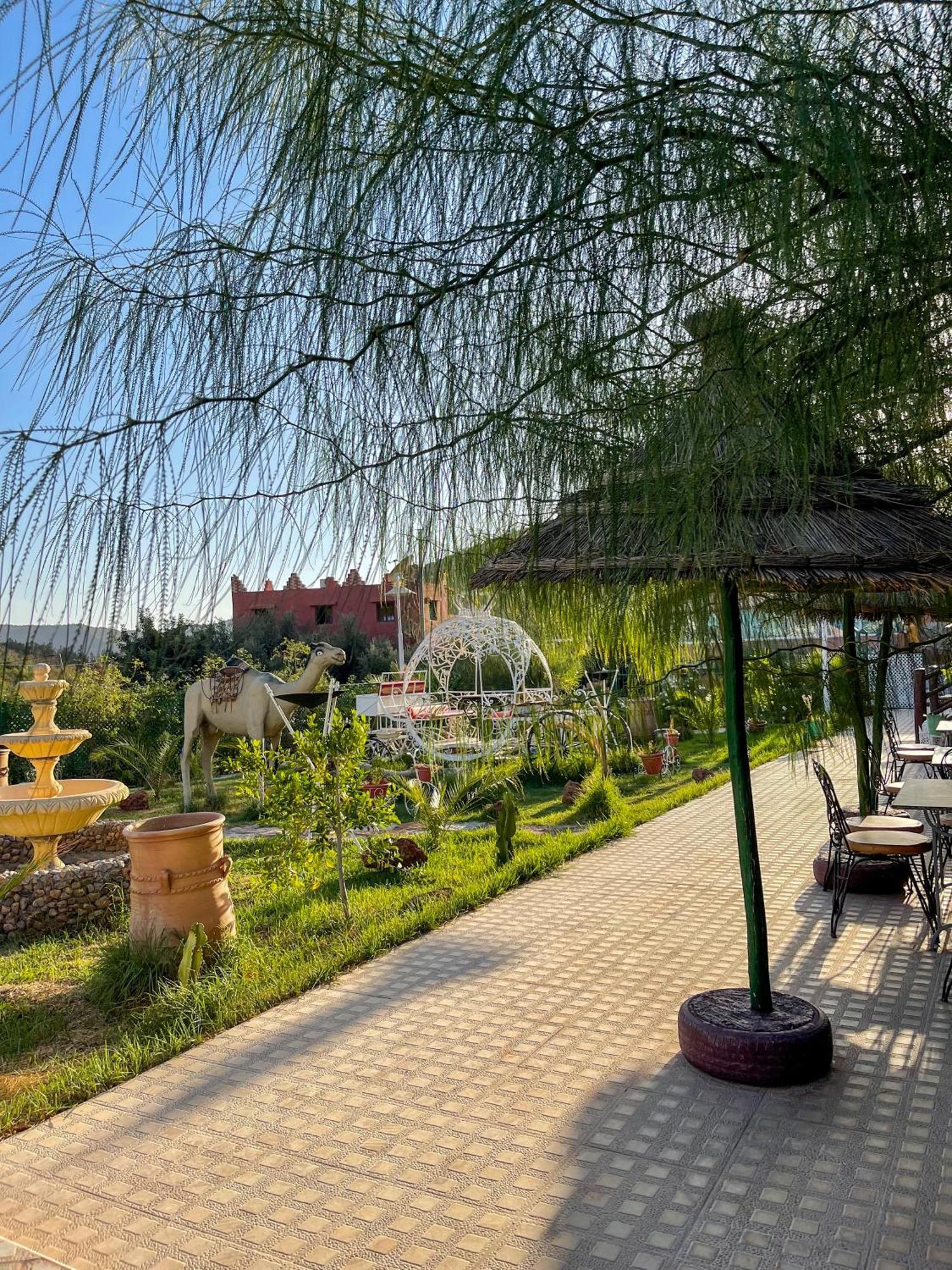 Auberge Le Refuge Aksri Екстериор снимка