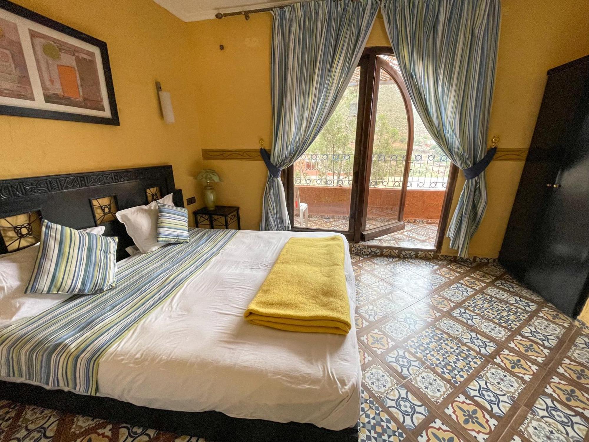 Auberge Le Refuge Aksri Екстериор снимка