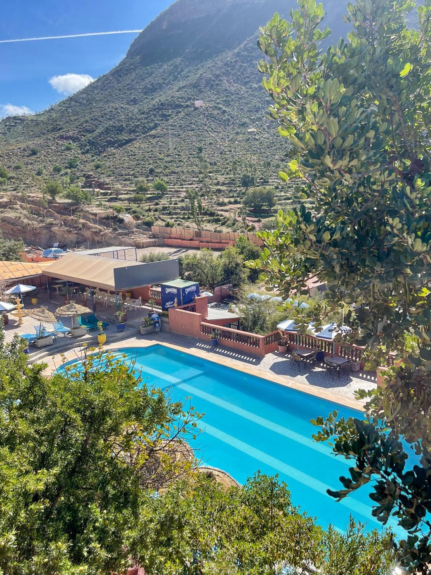 Auberge Le Refuge Aksri Екстериор снимка